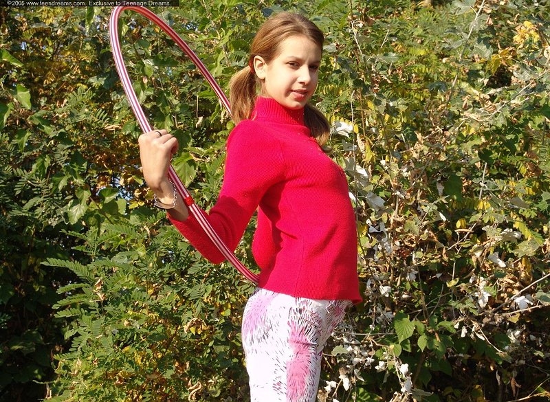 Оксана, 18 лет, 4 размер груди